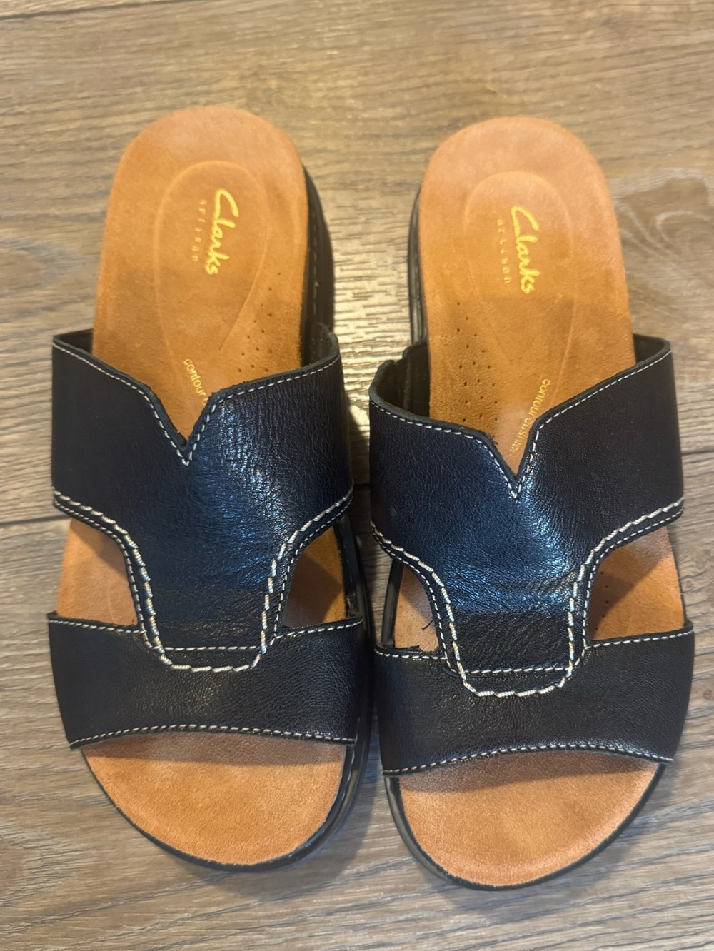 Clarks Sandals Womens Size 9 Black Leather Slide Comfort Cushioned Footbed
